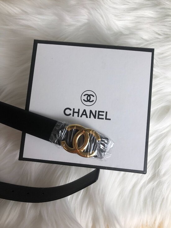 Chanel Classic Black Leather Belt with Gold CC Buckle main image 7
